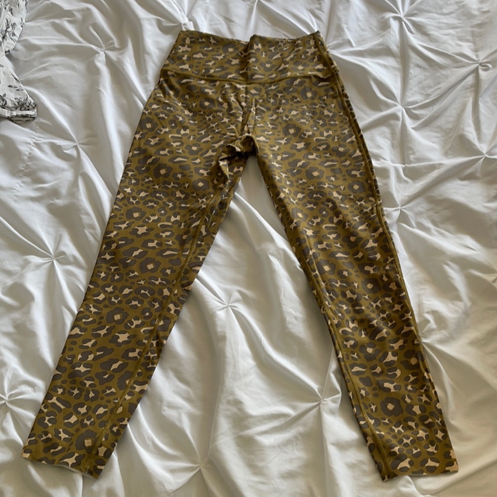 EUC Aerie Offline High Waisted Leggings